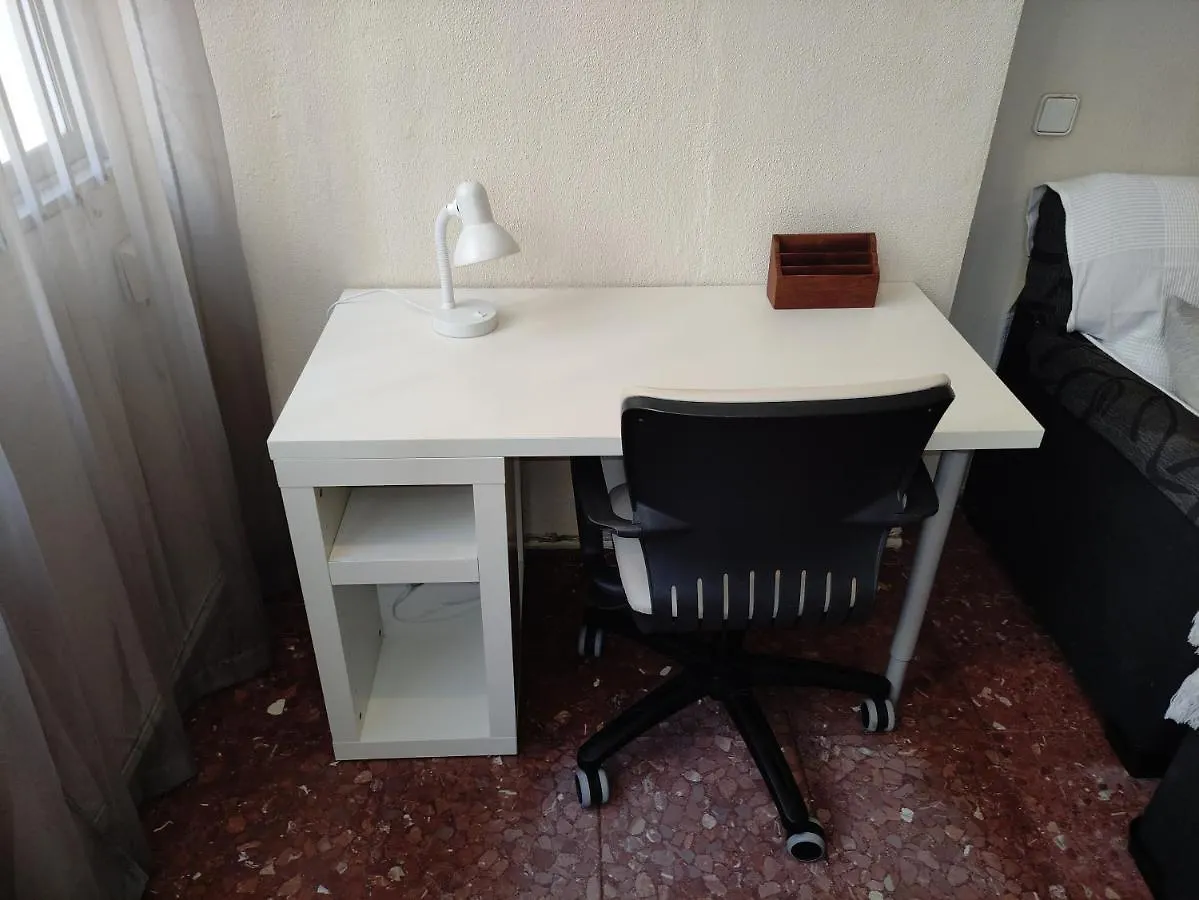 Apartmán Amplio Piso Junto A Playa Victoria Cádiz 0*,  Španělsko