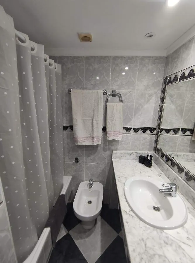 Apartamento Amplio piso junto a Playa Victoria Cádiz