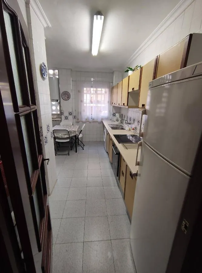 Apartamento Amplio piso junto a Playa Victoria Cádiz