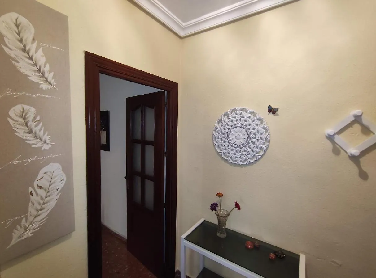 Apartamento Amplio piso junto a Playa Victoria Cádiz