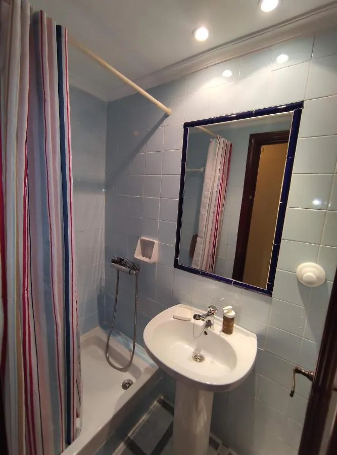 Apartamento Amplio piso junto a Playa Victoria Cádiz